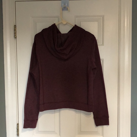 Juniors Aeropostale hoodie - Picture 2 of 3